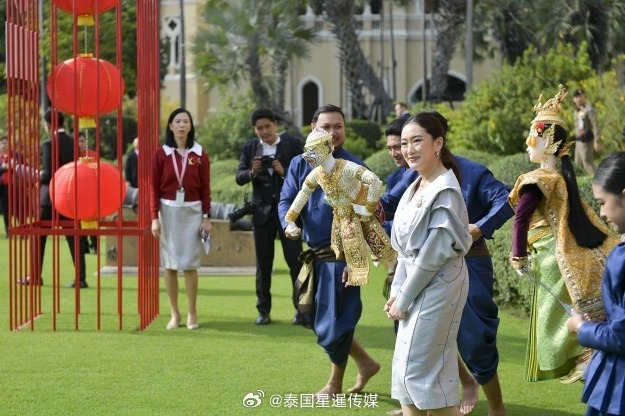 冷酷中的人